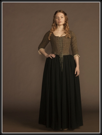 Nell Hudson as Laoghaire MacKenzie